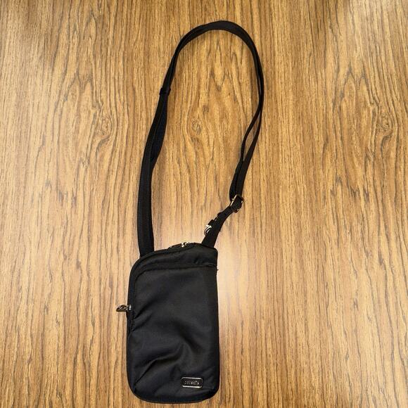 Pacsafe GO Anti-Theft Bag Tech Vertical Crossbody Festival Adjustable RFID Safe - Picture 1 of 10